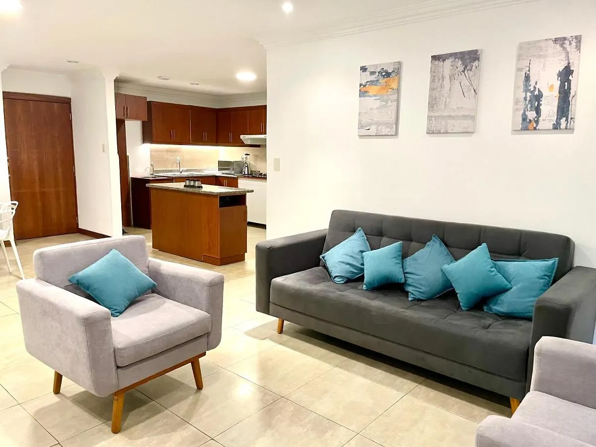 Departamento Moderno En Zona Exclusiva De Cuenca contacts