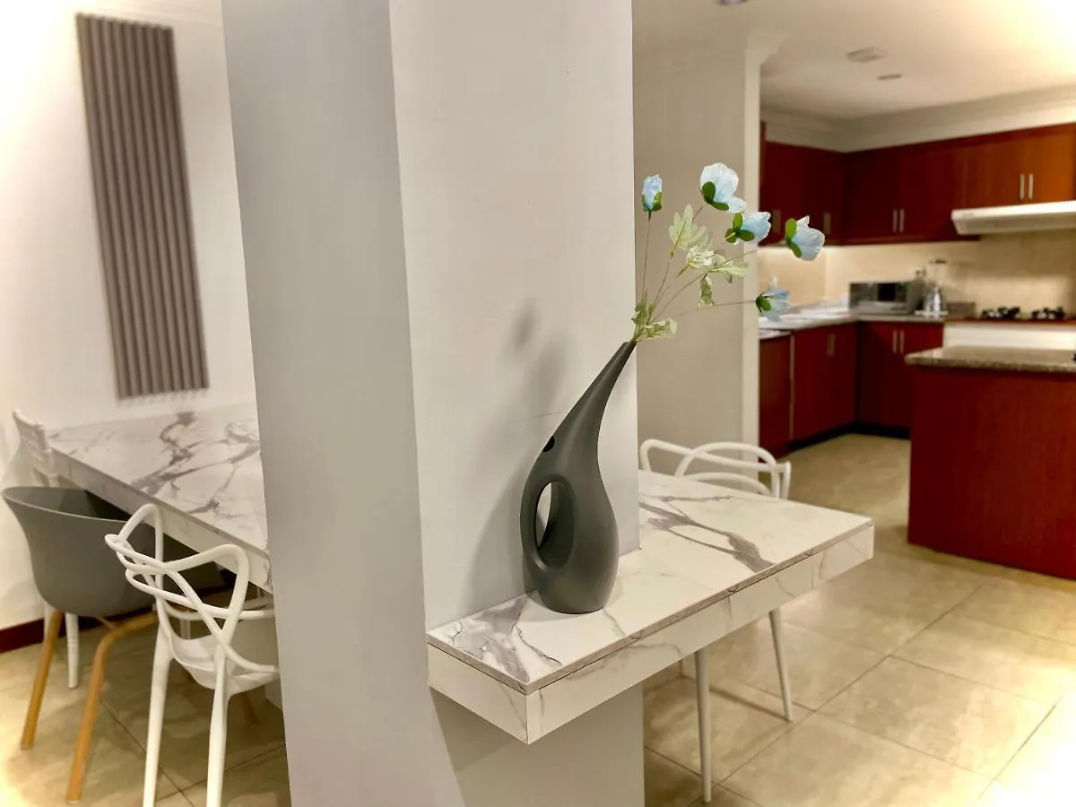 Departamento Moderno En Zona Exclusiva De Cuenca Apartment